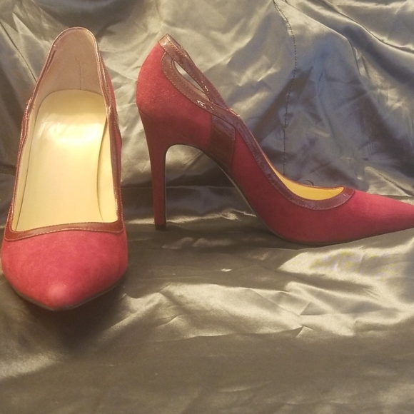 Ivanka Trump Shoes - Ivanka Trump Suede Pumps